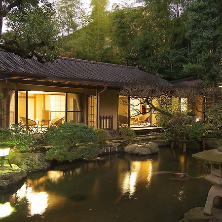 Отель Gyokutei Хаконе Экстерьер фото
